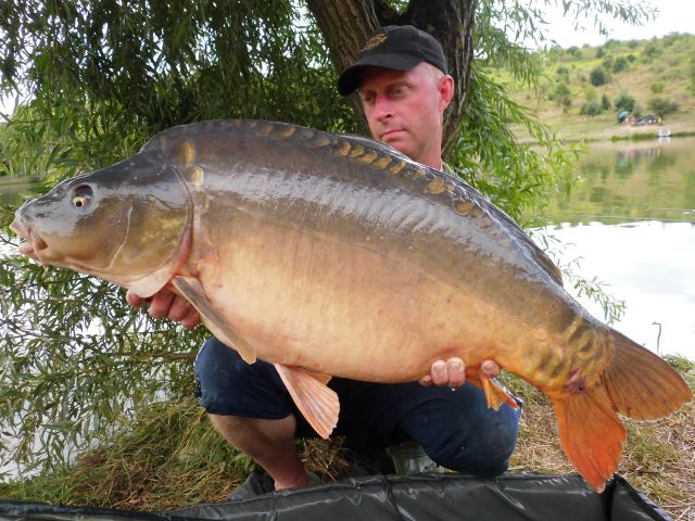 Detail fotografie - Kapr, Boilies Boss2 - Oliheň, 12,8 kg, 82 cm, Zlínský kraj