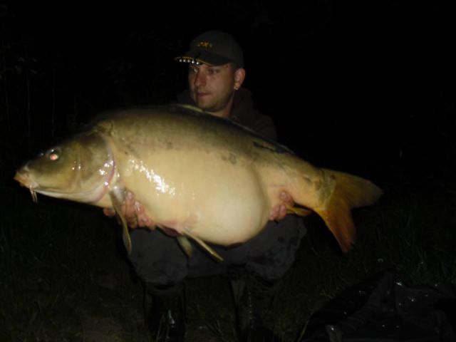 Detail fotografie - Kapr, Boilies Boss2 - Chobotnice, 19,4 kg, 94 cm, Středočeský kraj