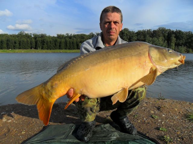 Detail fotografie - Kapr, Boilies Boss2 SPECIÁL - Přírodní játra, 15,0 kg, Pardubický kraj