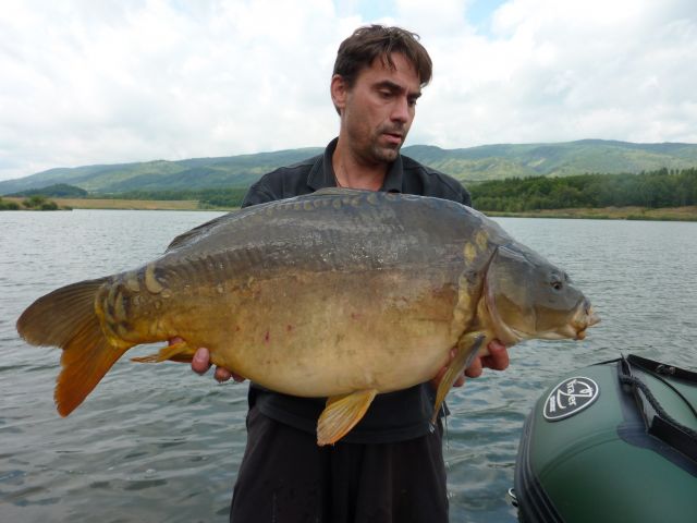 Detail fotografie - Kapr, Boilies Boss2 - Cherry - Super Crab, Ústecký kraj