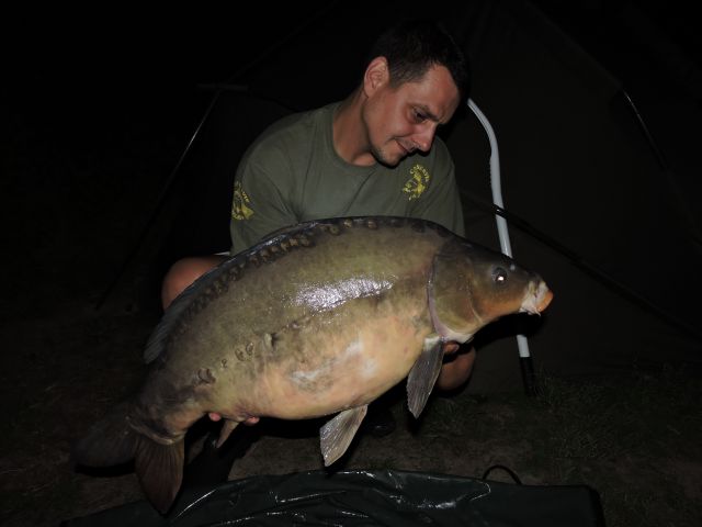 Detail fotografie - Kapr, Boilies Boss2 BETON - Oliheň, Ústecký kraj